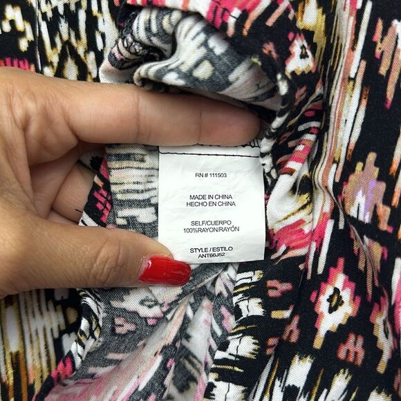 Figueroa Flower Anthropologie Peasant Top Blouse Shirt Crochet Geo Black Pink M - Picture 6 of 10